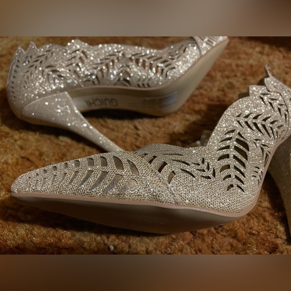 Heels - Picture 3 of 5